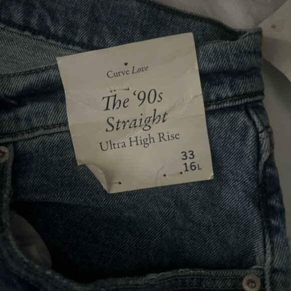 NWT Abercrombie the 90’s straight ultra high rise, curve love line, size 33L - Picture 3 of 8